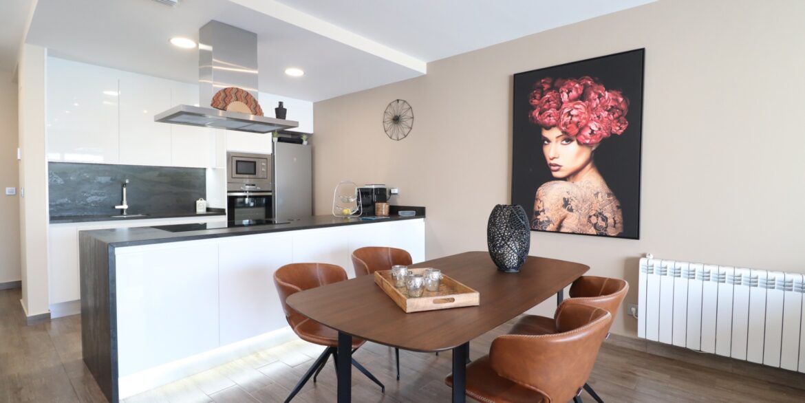 o_1j9f0u4jb1k3m1hm8adikbm17ni2j