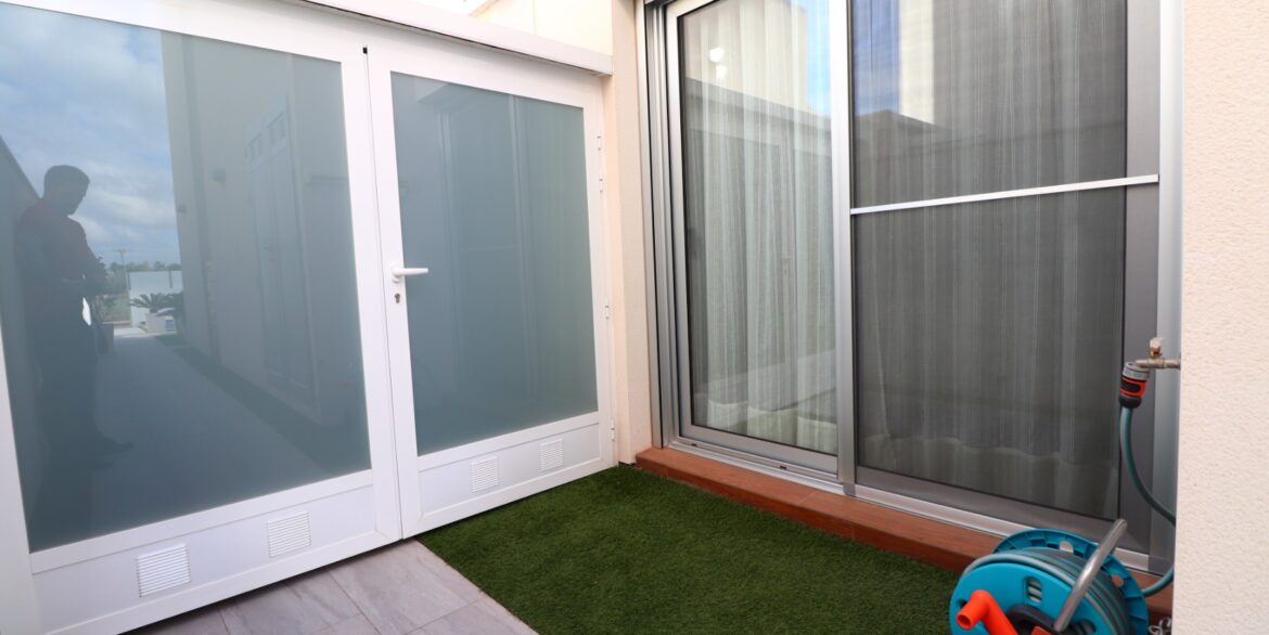 o_1j9f0u4jbs7gpri1c53c2h13803a