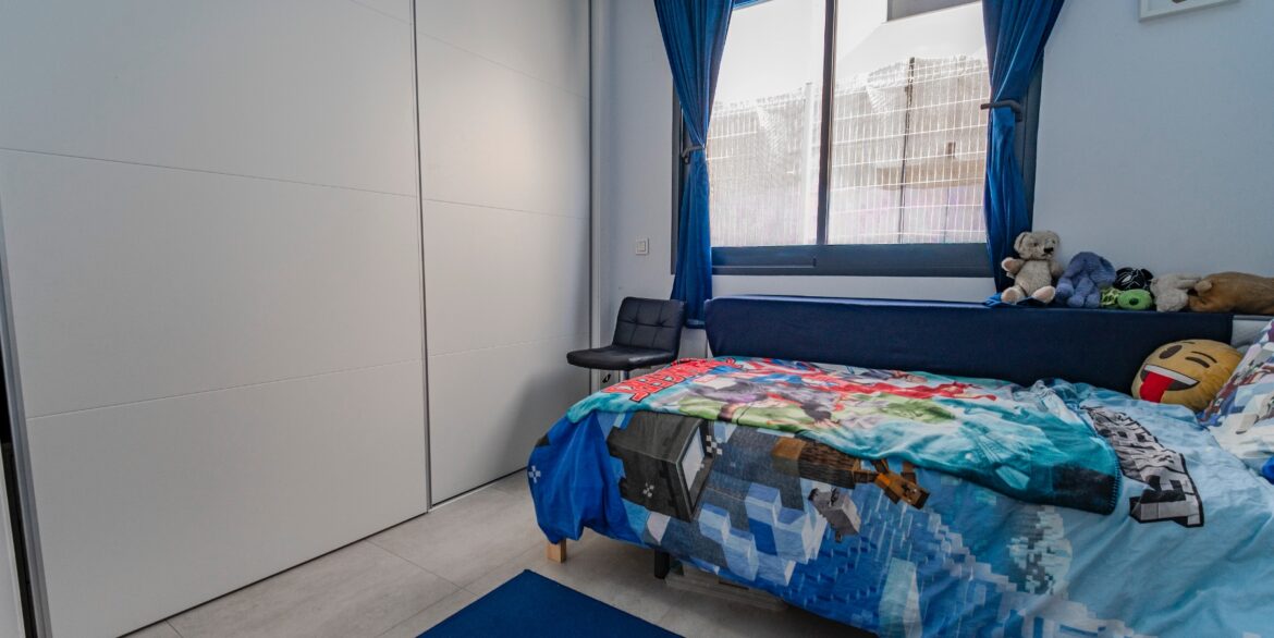 o_1j9mojuhe13gc33k1jncjunfhc37