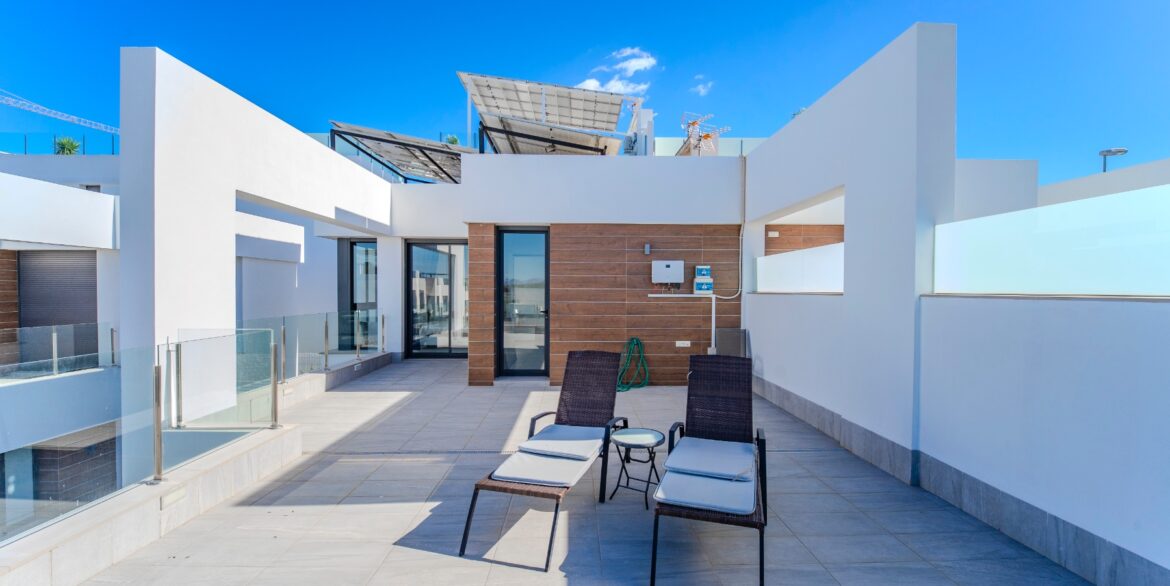 o_1j9mojuhe1ons1tlhfmur9ihtc3p