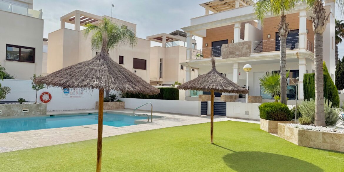 o_1j9ukkc181cd07r21dkj15dmok71g