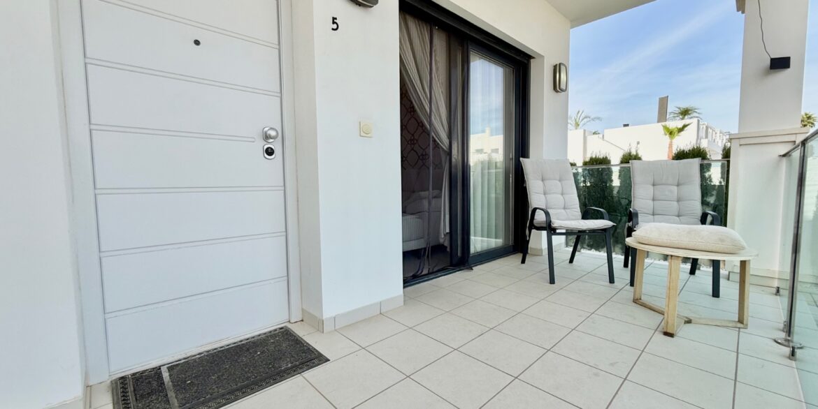 o_1j9ukljps1stu1h7i3idqti6vl26