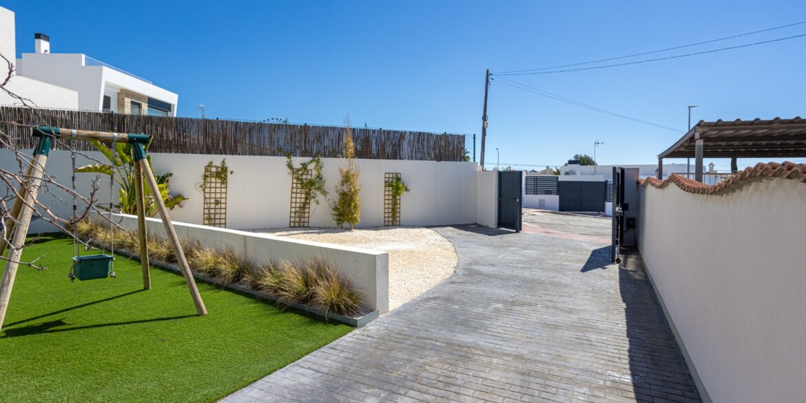 o_1jaj2gdl4n071s4912ciudc1sqp32