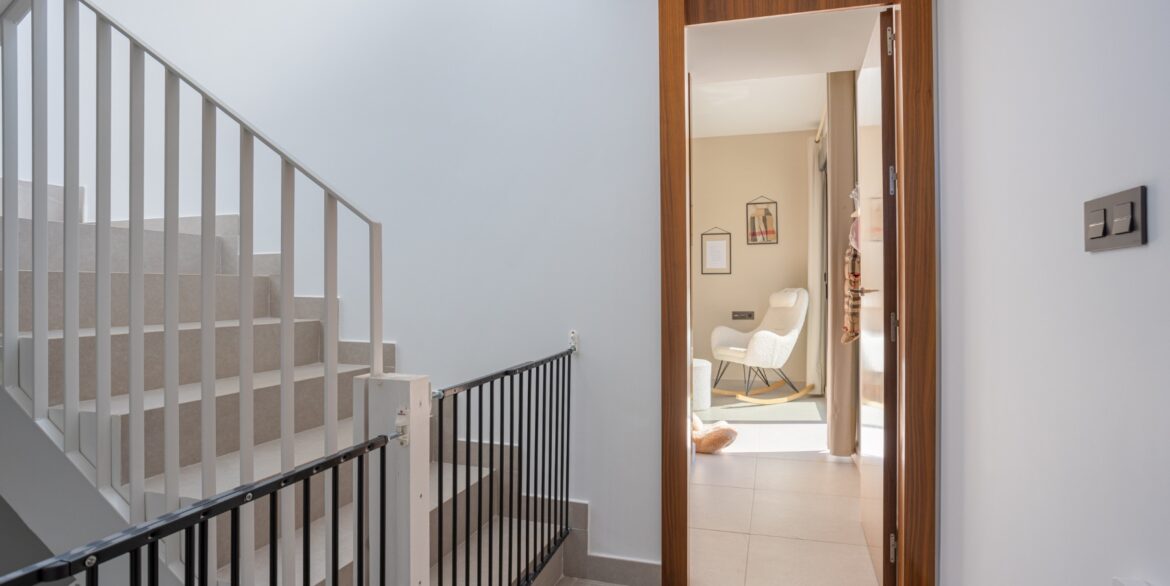 o_1jaj2gdl51e1l1096uodnkt1r7j3i