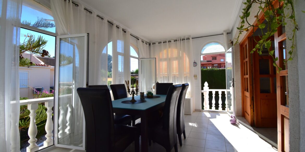 o_1jajh3gu1rjd2981mvc1o6b170h2f