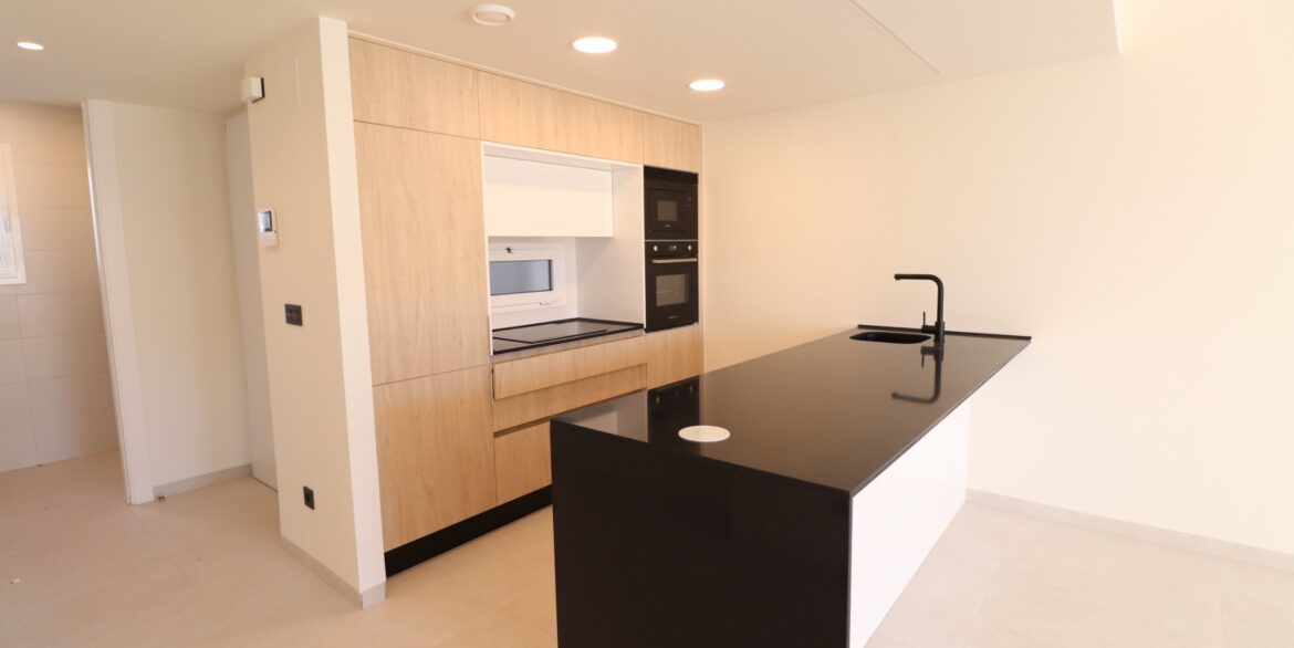 o_1jar3h7g913e318rt2j3ps83ta2a