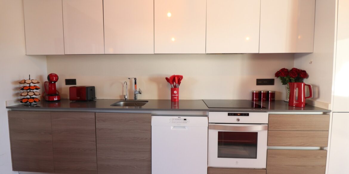 o_1jatr19ug1h2qnip8sm1r3a1kqq22