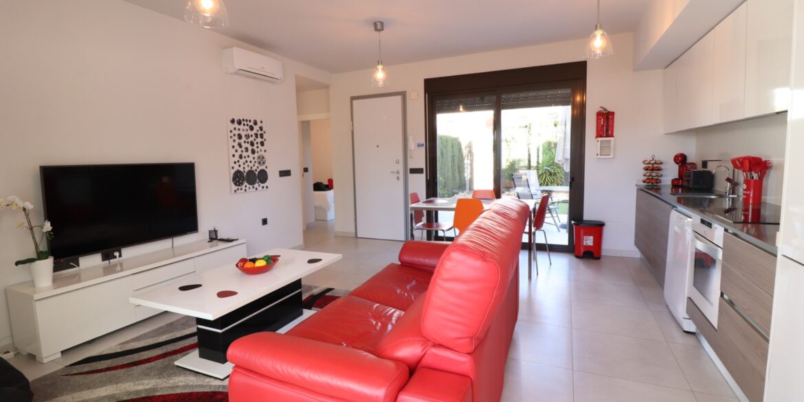 o_1jatr19ugkumadoic719pdipi1s