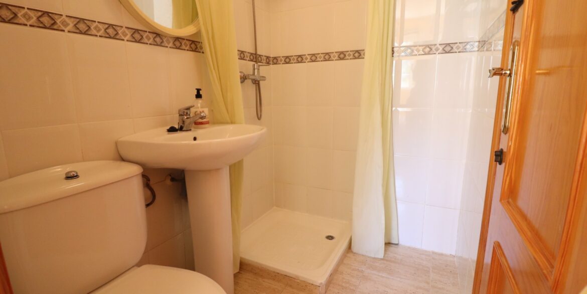 o_1javsftu31ug1fa0lfe3t31fa420