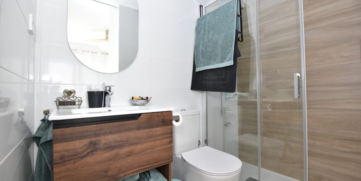 o_1jb0e8j5p88i12co1kja1qlli245r