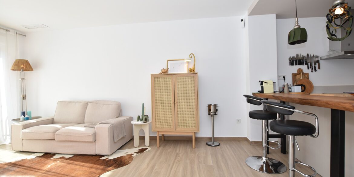 o_1jb0e8j5pp35u0j5lr1mr61mb14v