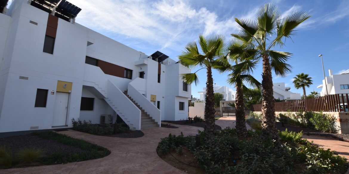 o_1jb0e8j5q11rmooa1nsf1ub59d269