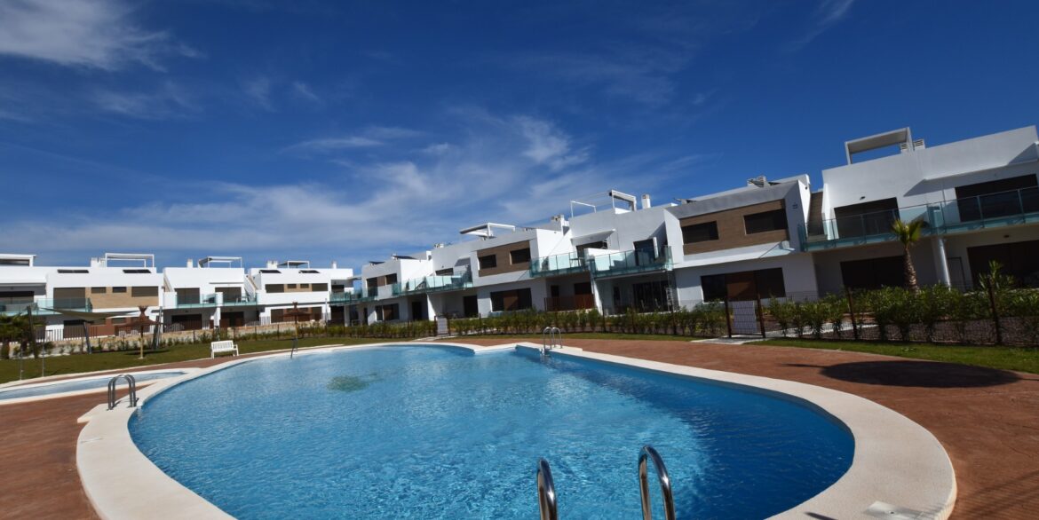 o_1jb0e8j5qj3h153g1drk185d1vuq66