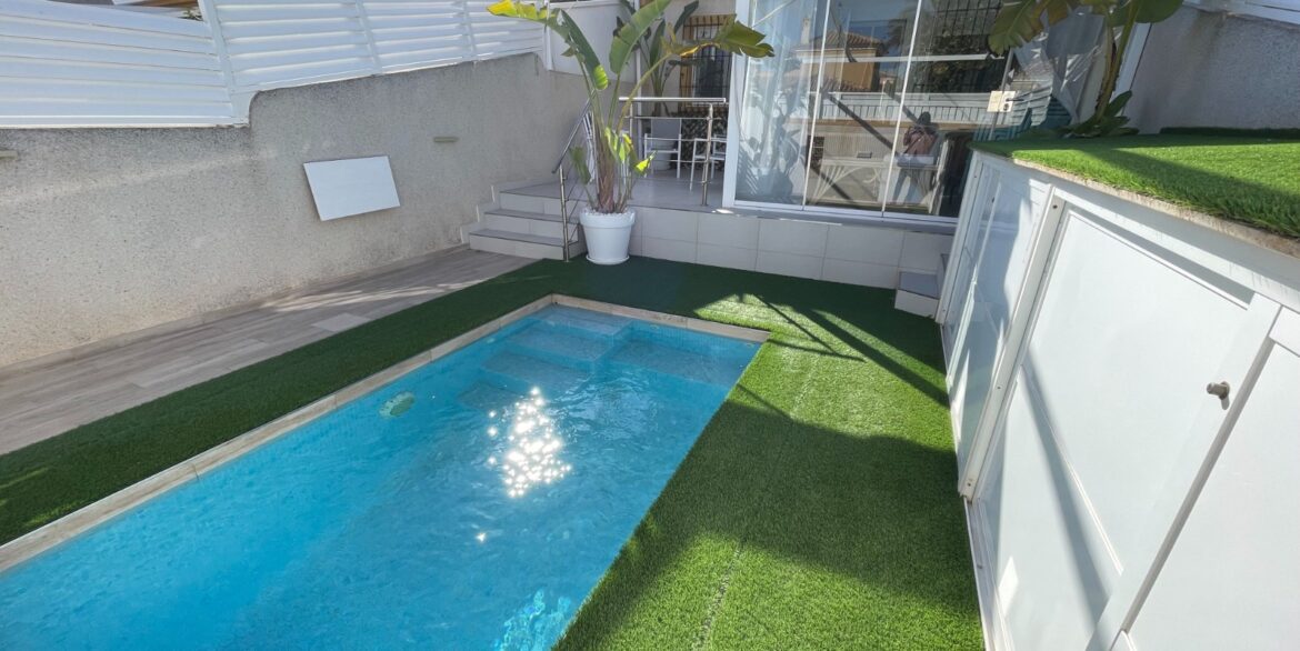 o_1jb2c67nf1ub81ts3v0o06tab2u