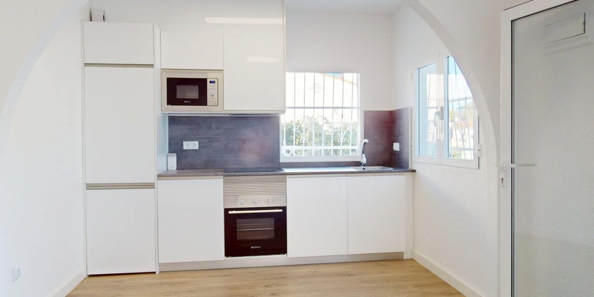 o_1jbi6b15o17r31rlr1id01pr613nv24