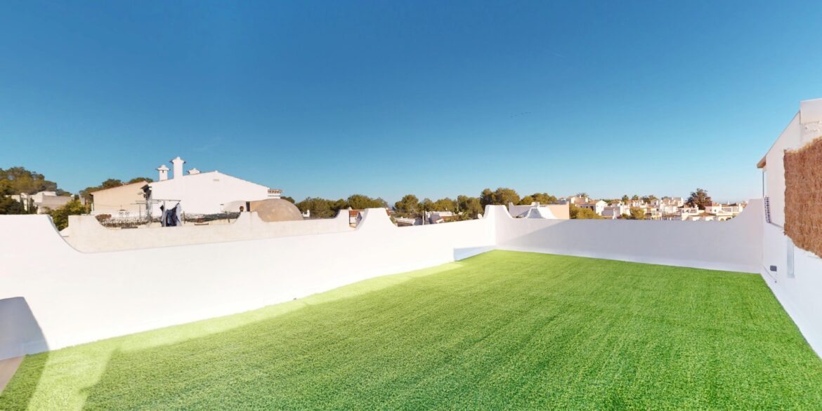 o_1jbi6b15on3cjdakuv6d71rtm1t