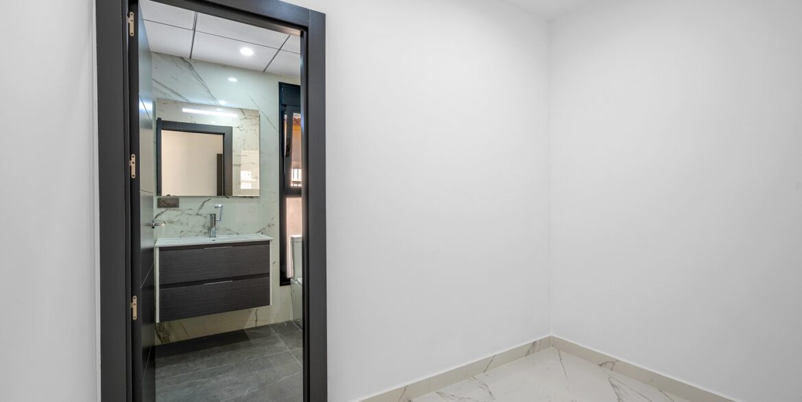 o_1jbi72flpls5c977k33hvr4335