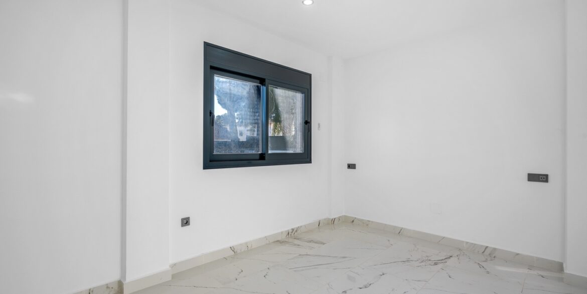 o_1jbi72flq1aru1os31j8ag721q8d3c