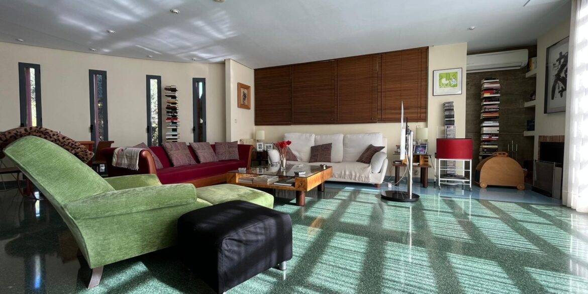 o_1jbi9gfqanog49ji2j17c0guo24