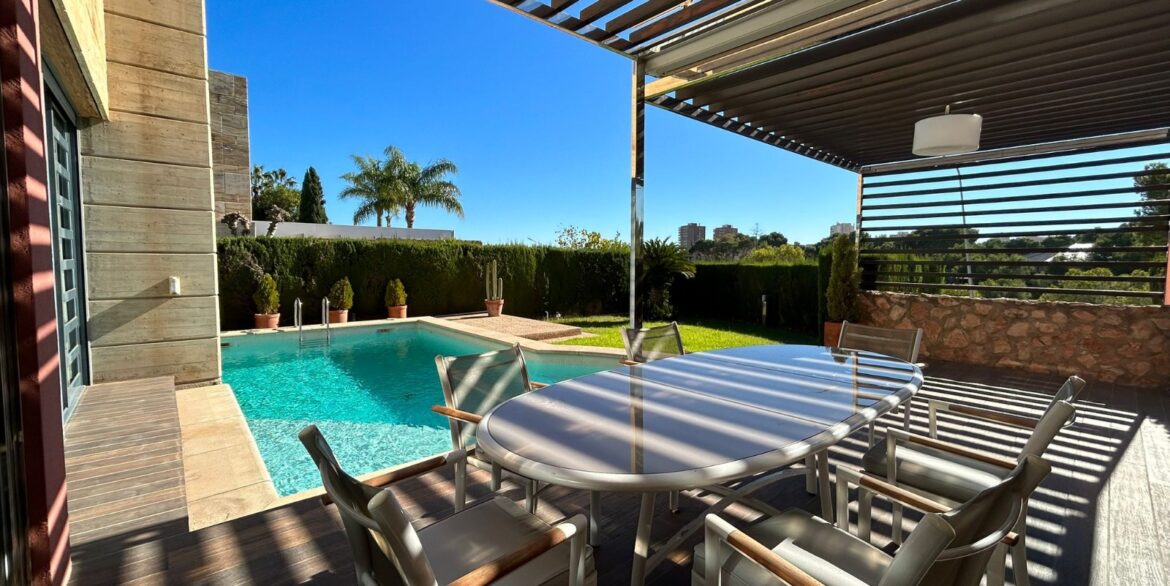 o_1jbi9gfqb1047189miflf9i122l