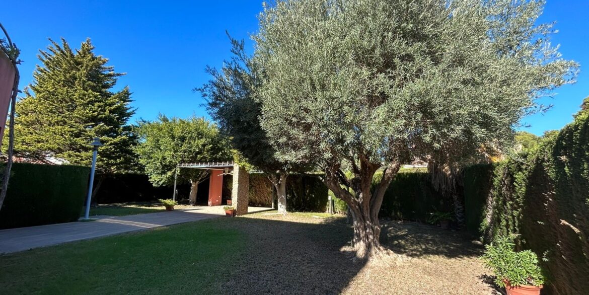 o_1jbi9gfqb1n3k1dhj11ut1klmnie2o