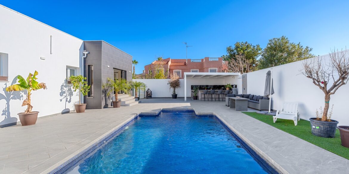 o_1jbkp8sdb1d961nfv1lgs1hgv1vrk3c