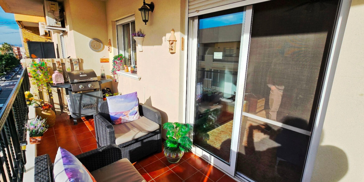 o_1jc1qklinlmr1kbin0jjht1rol3g