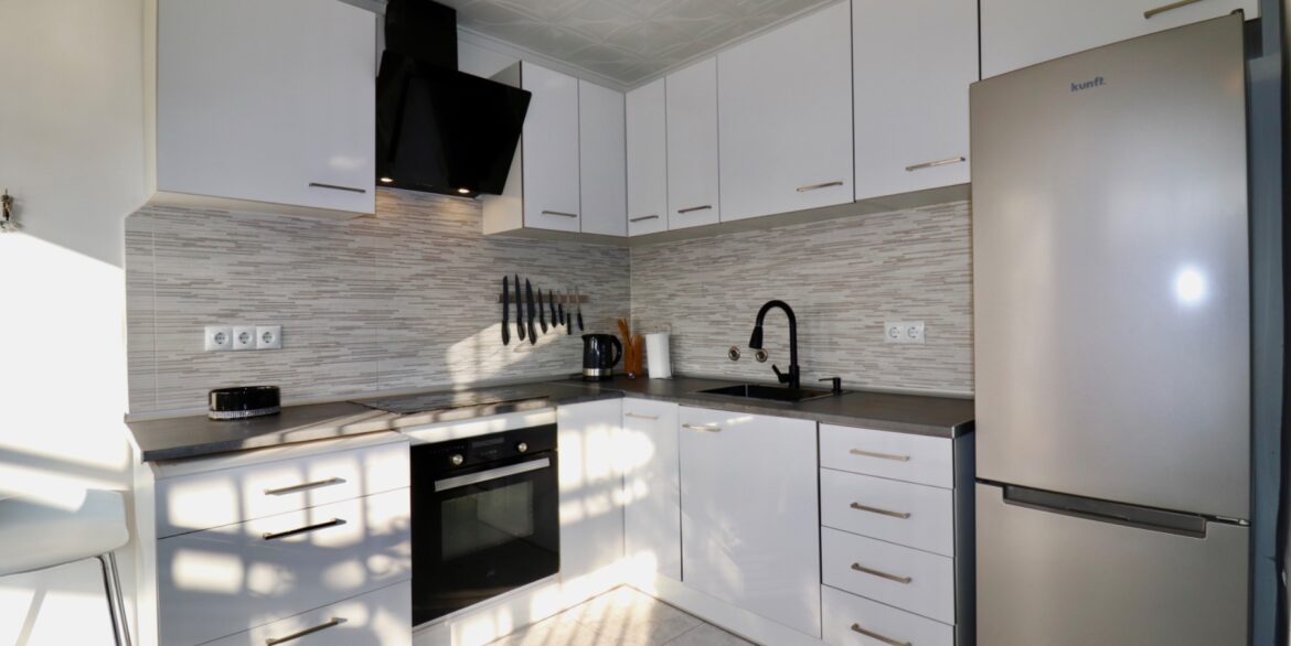 o_1jc6lj91hfulio2jdn12dj8pm2e