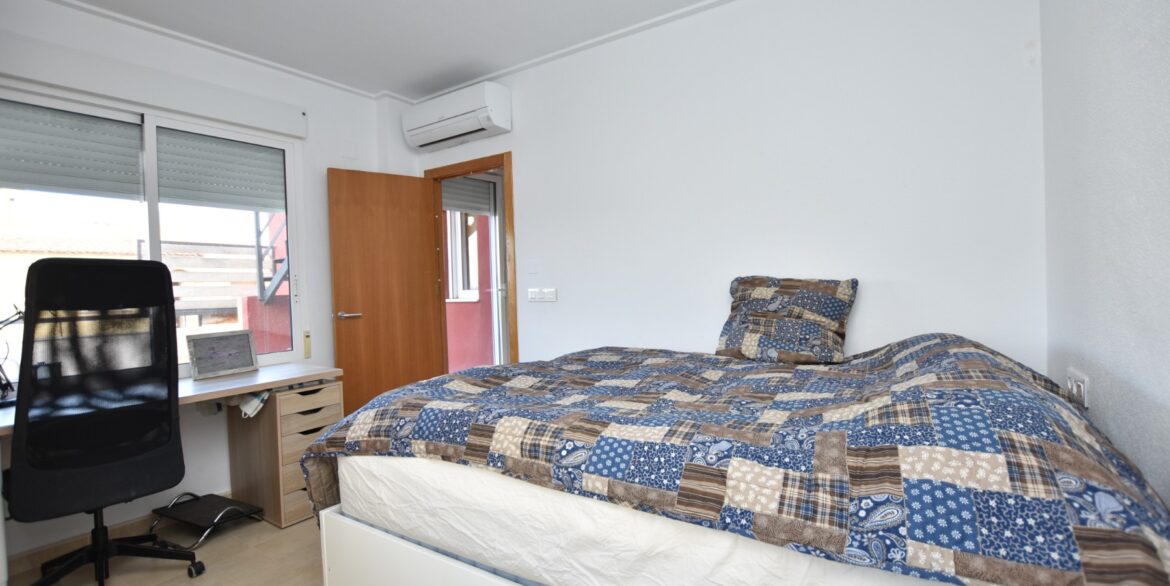 o_1jc6pvnem1o0k1u3417ubgbn8q44p