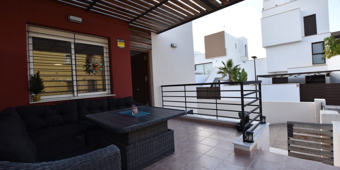 o_1jc6pvnem1vbs1aqf1f5j1f0g1qv25m