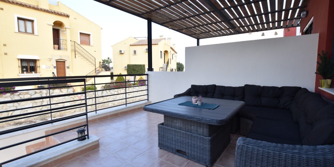 o_1jc6pvnemj321i7t16l01tpt1v3p5i