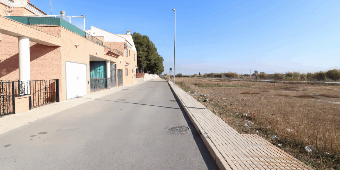 o_1jcgt79sj1n7i1h5o16o41gd411ip3d