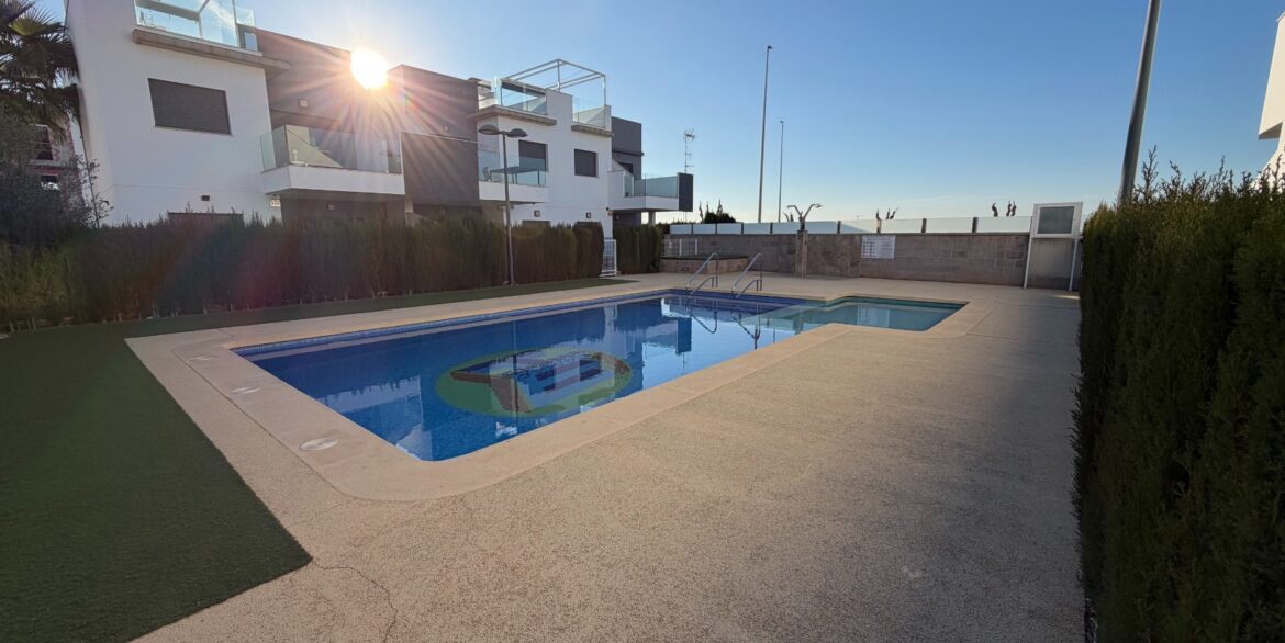 o_1jchde1j61c9a108dv5798ok7h1r