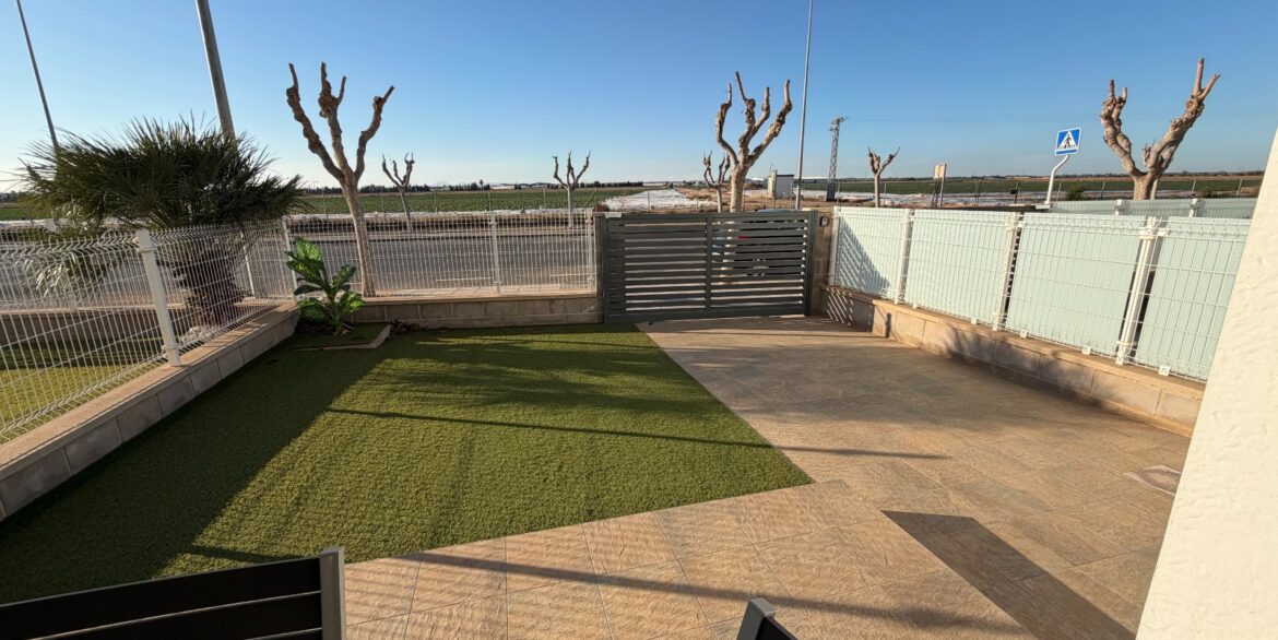 o_1jchde1j6i5uojoqol1qv5hvt1t