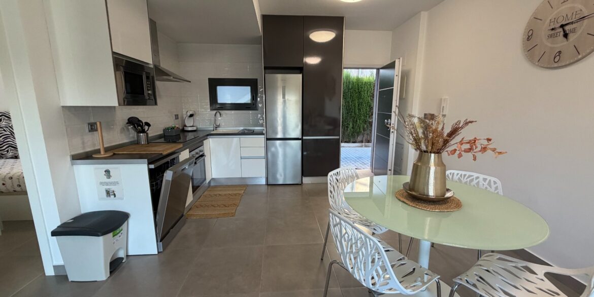 o_1jchde1j6ufj1ijv4q51visaov21