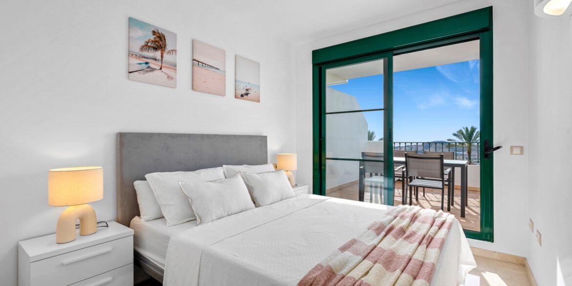 o_1jcki67vk19s14kcoka1omu1hpp38