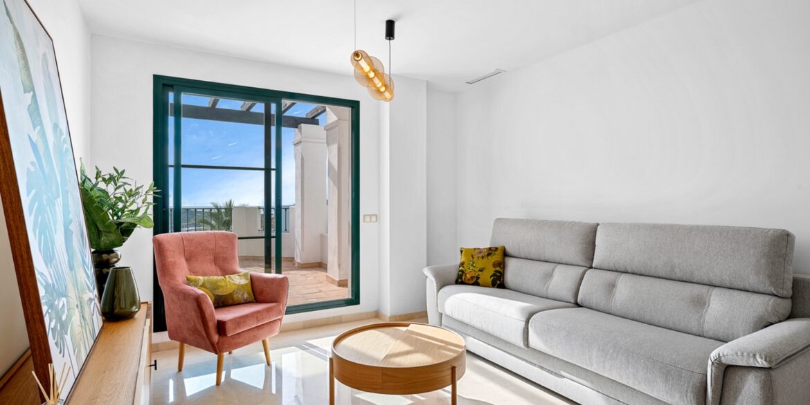 o_1jcki67vkgdbbva1l648s7b6v31