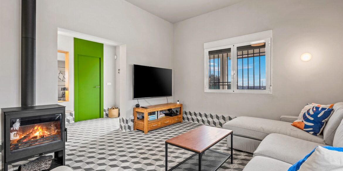 o_1je7lv8jb1b6r59h1p8eaqc17mn3k