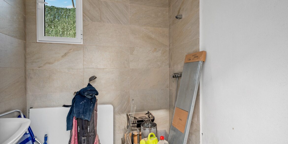 o_1je7lv8jblr41j521vnuvk01t2c3g