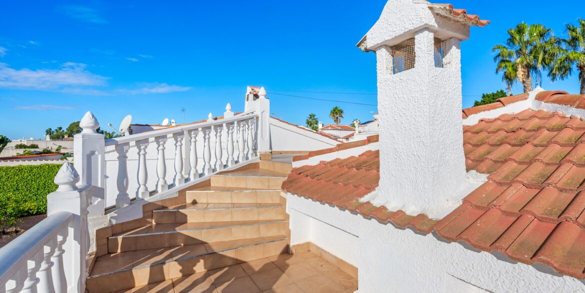 o_1jere9plh1m1719voe351cc01s1e3r