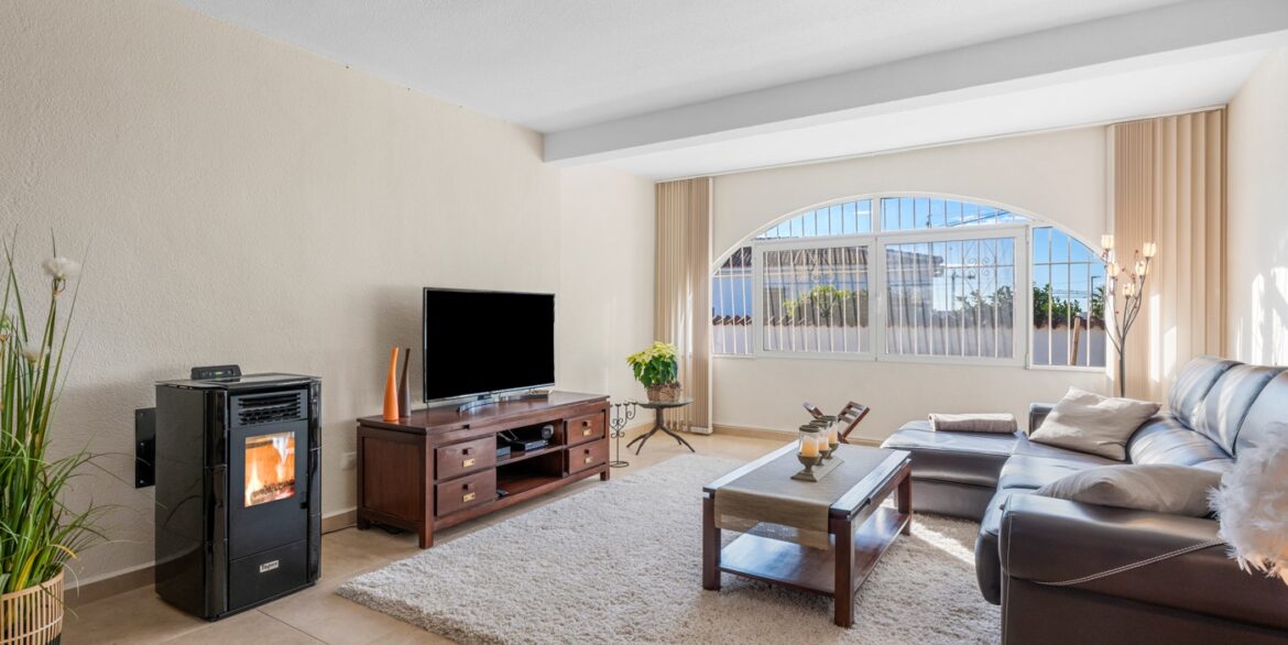 o_1jere9plh7tq1qvs1m20fmrdmf3l