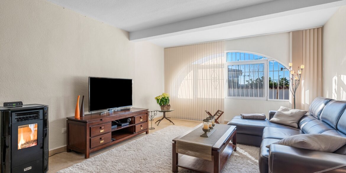 o_1jere9plh9803cfq7825rvrs3p