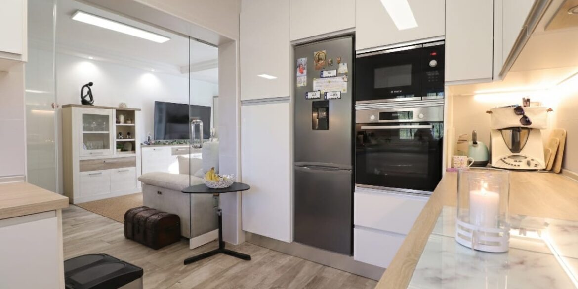 o_1jf13njr8kbsib2gs293m16332j