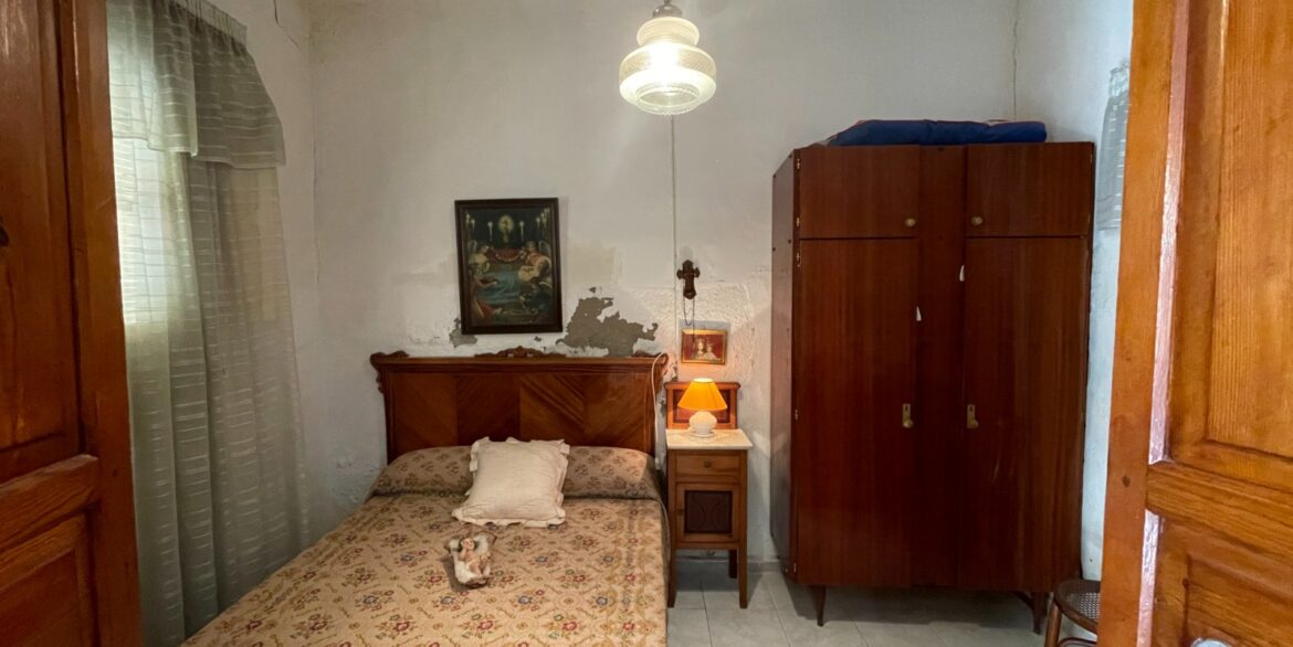 o_1jfbaccrv5rc19d01ud4e2v1d2s1r