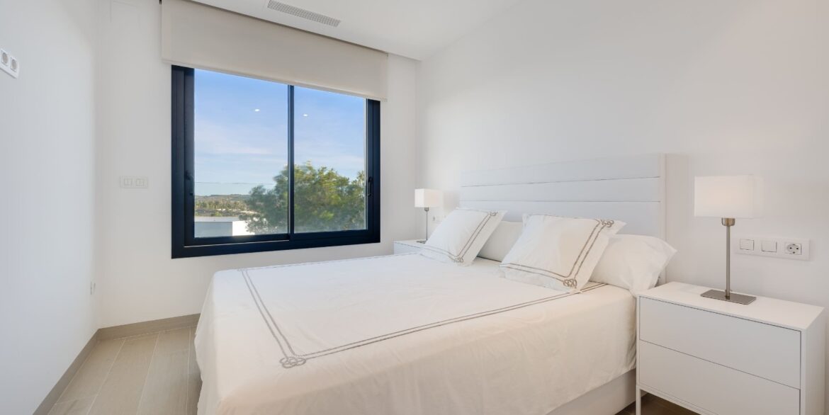 o_1jfdrqobt1cu91i147oputa1nau27