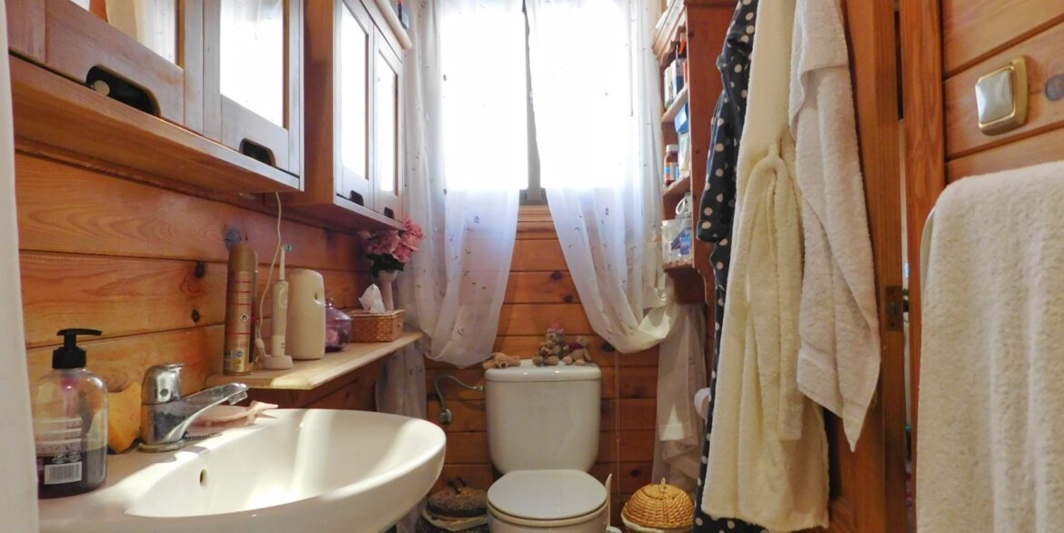 o_1jfg9oj2353jl2elu6stvv463j