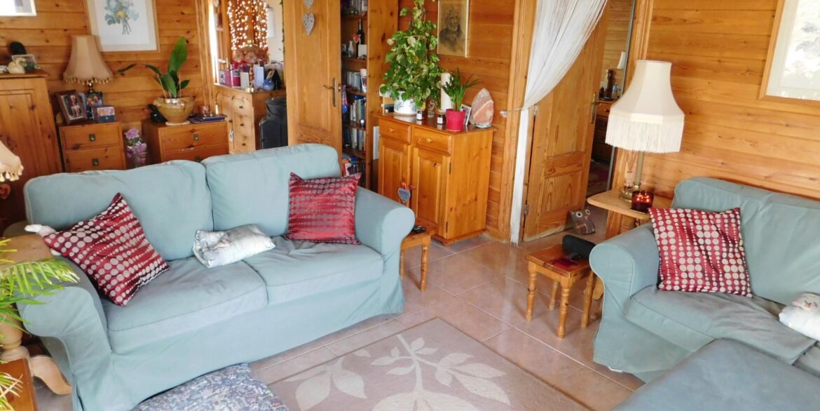 o_1jfg9oj23kscj5u191ur5p19pm3d