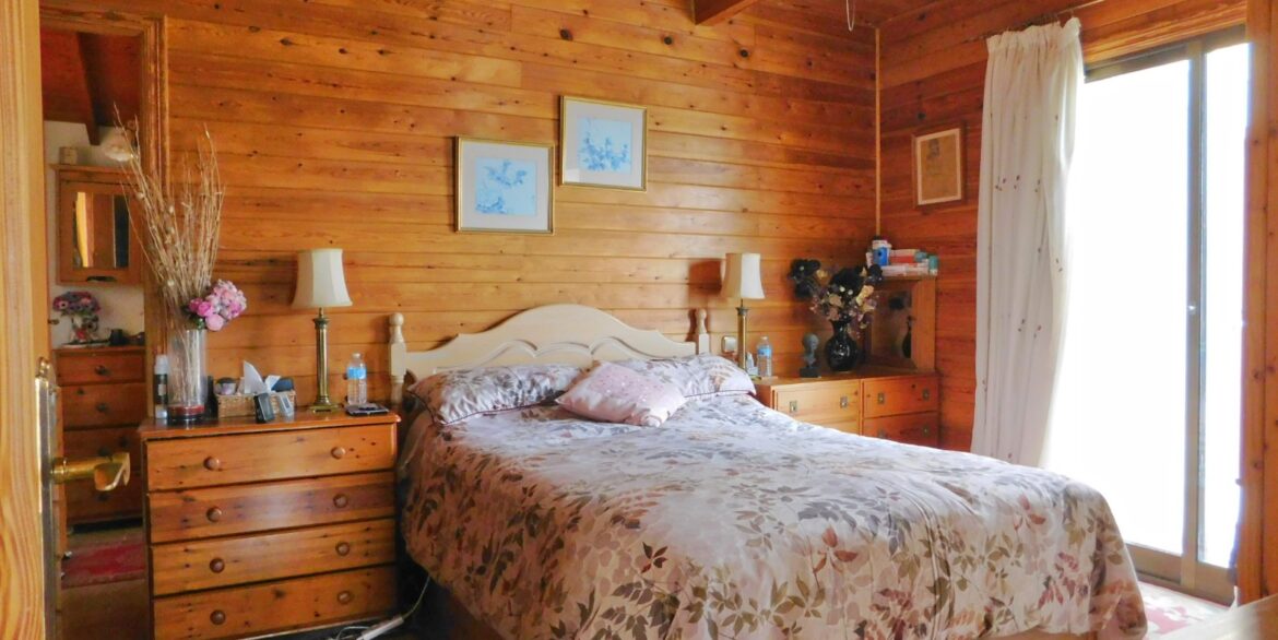 o_1jfg9oj23l72m0m19mj1uc3hlk3g