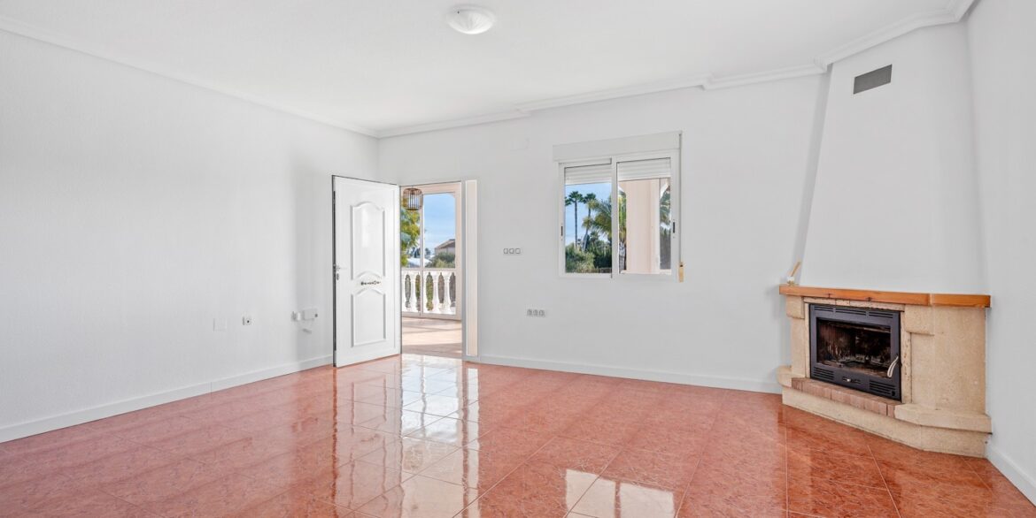 o_1jfstvtv57sv1l1v18n1ka8a2436