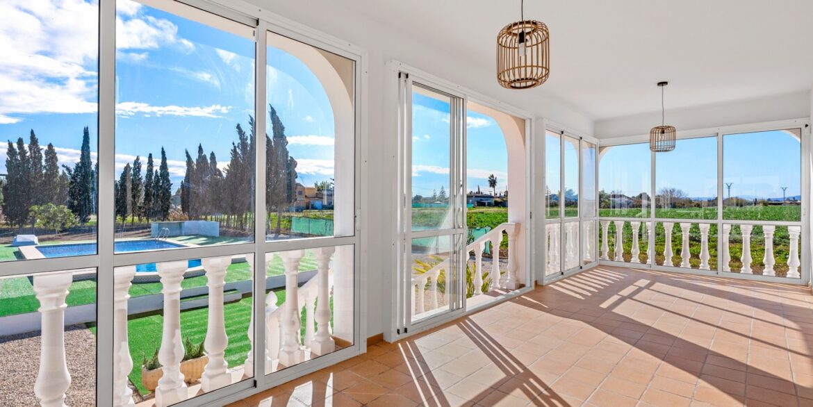 o_1jfstvtv5bv32pe1t1g6v31jut2q